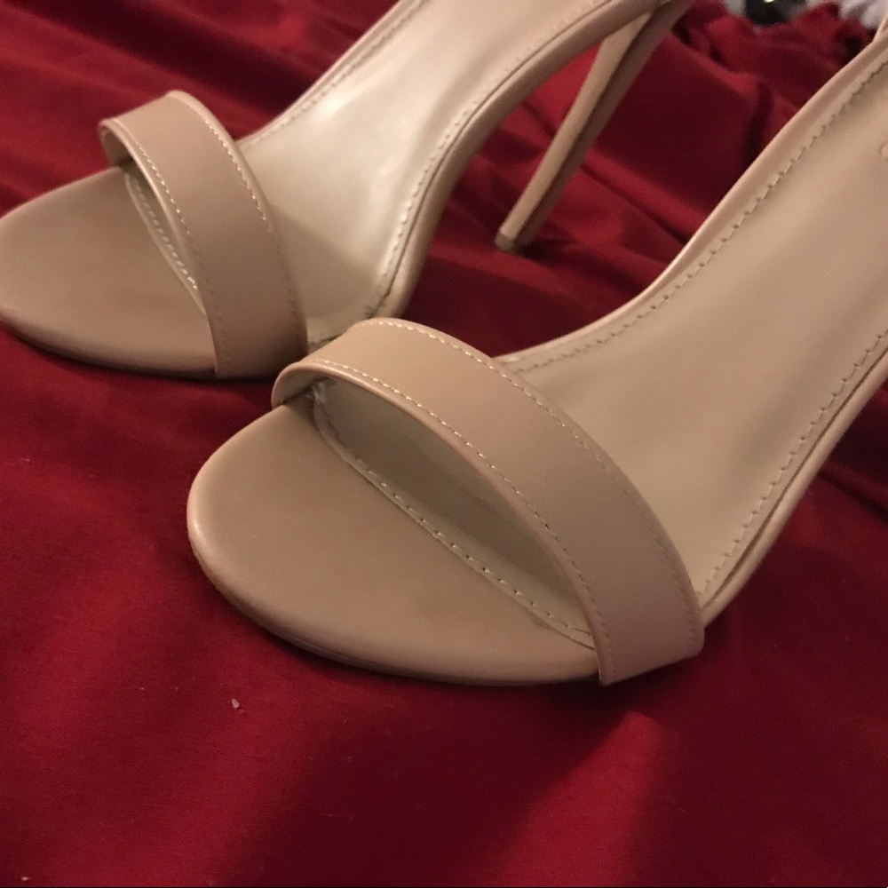 Prefect nude heels - Picture 6 of 8